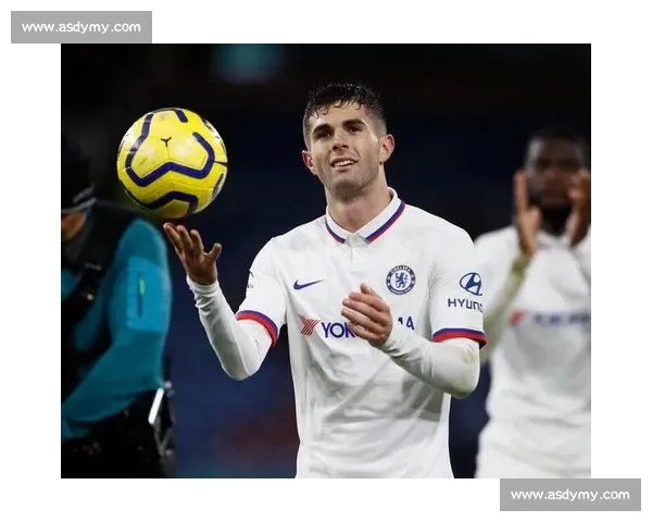 切尔西名宿女儿晒比基尼，丈夫评论笑翻：当场去世